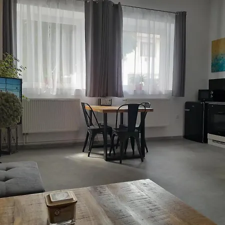 Apartman Maya Pardubice Exterior photo